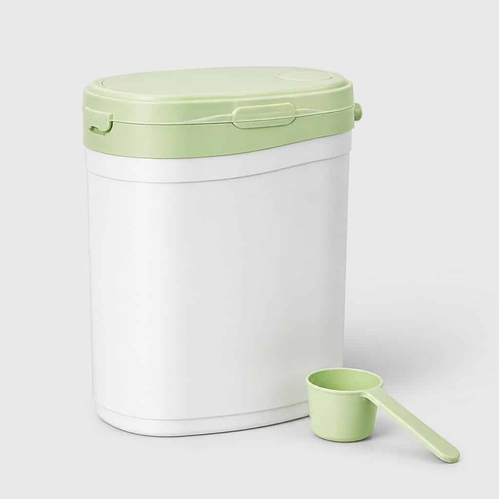 Boîte de lait infantile bio en poudre avec doseur inclus
