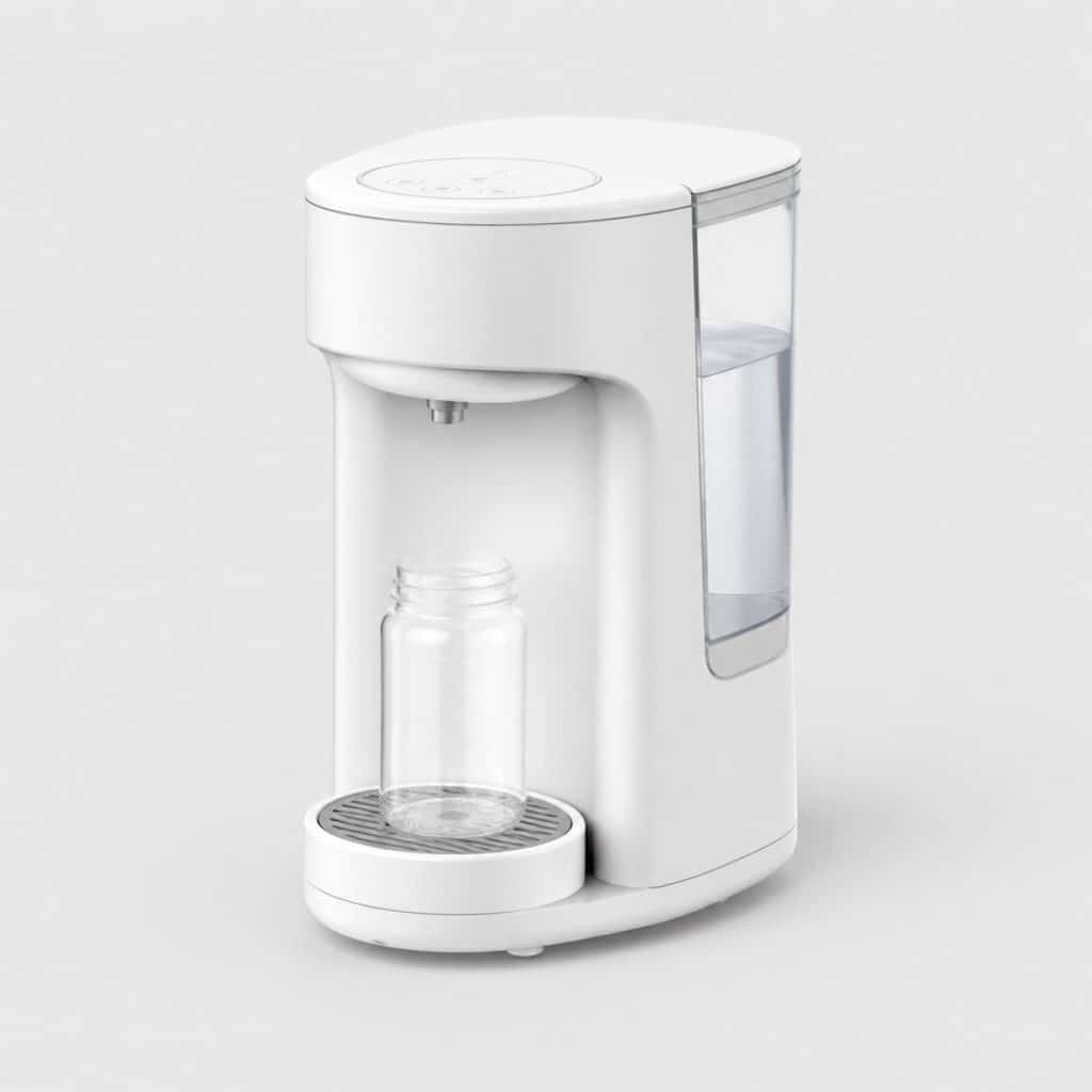 Préparateur de biberon électrique blanc avec réservoir d'eau